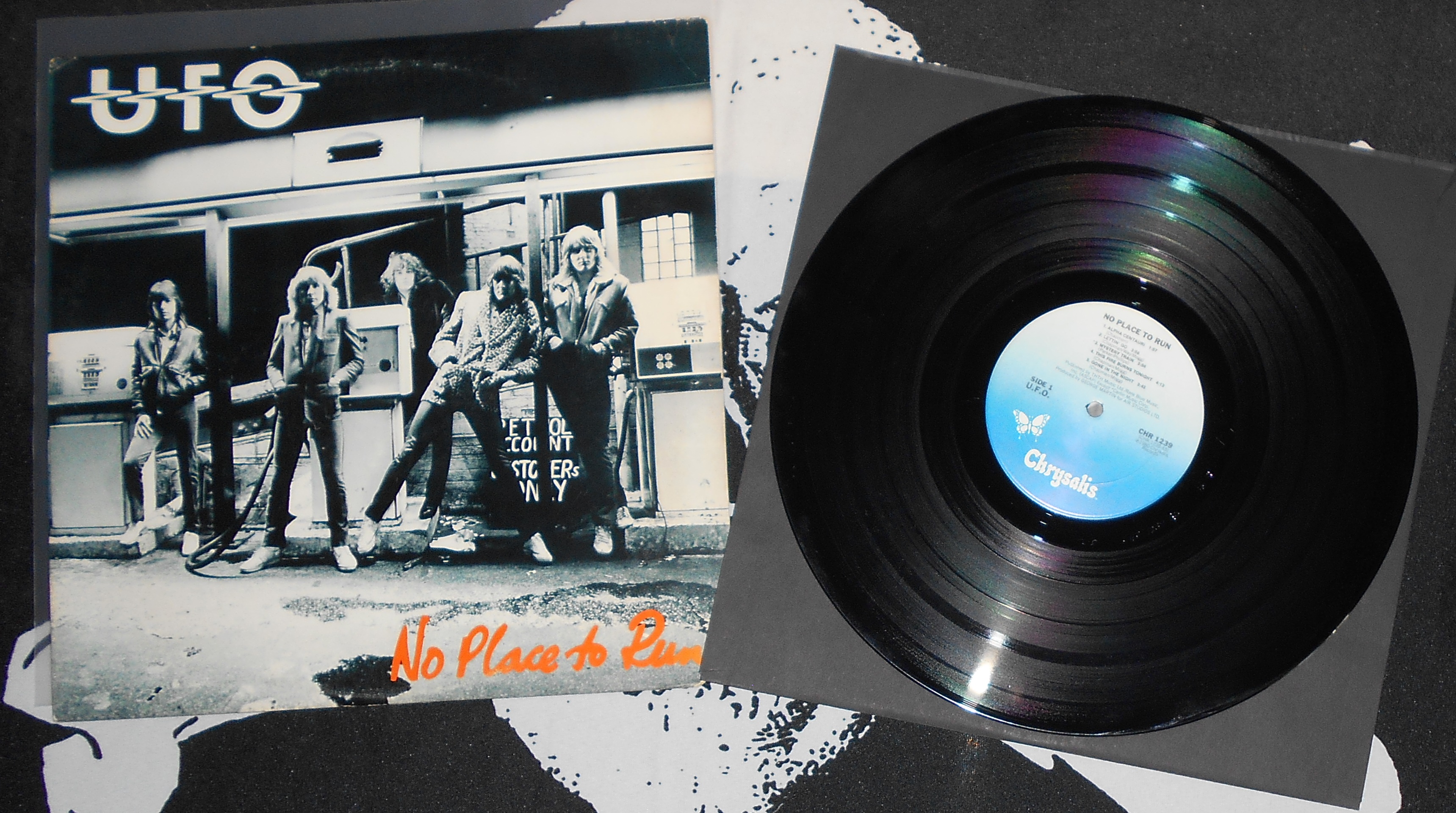 UFO - No Place to run (1).JPG