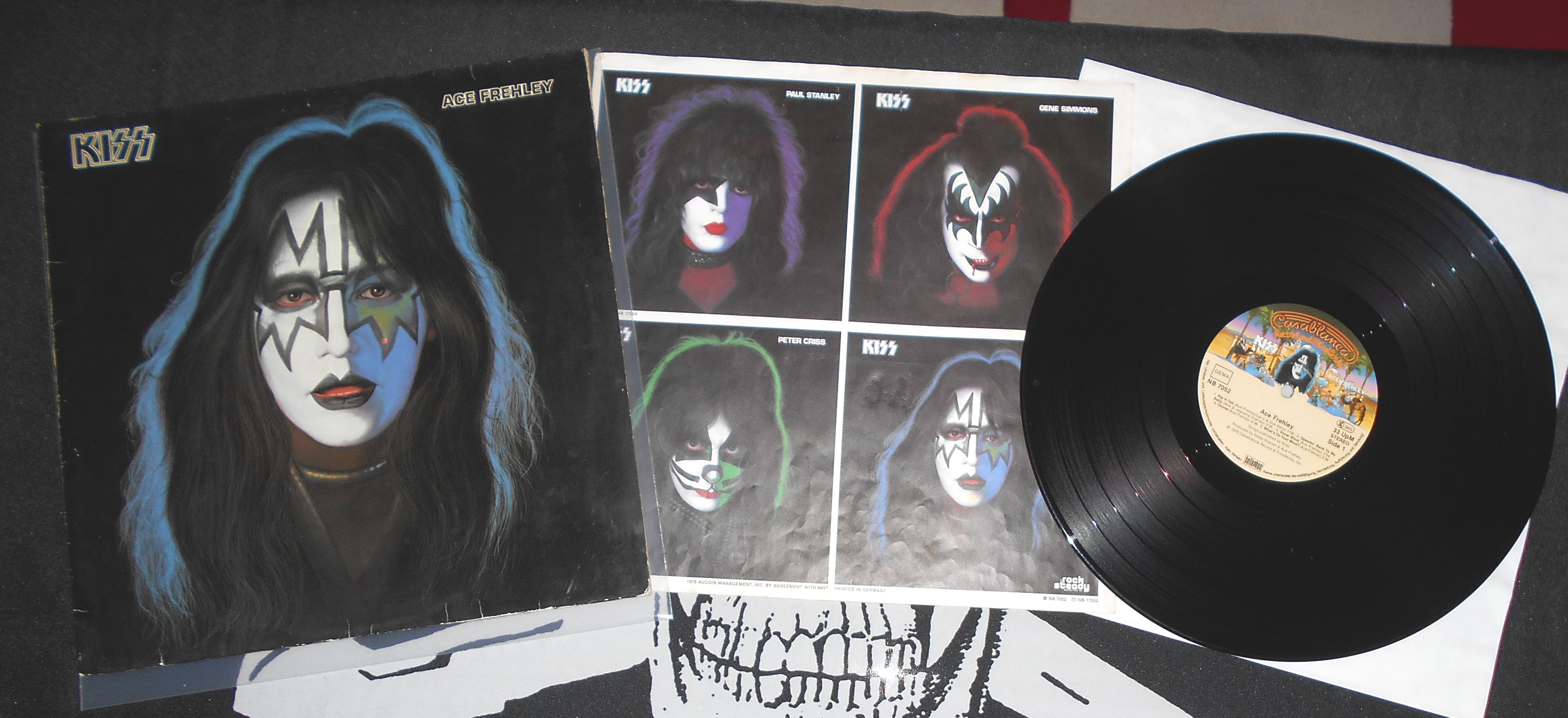 ACE FREHLEY -Ace Frehley (1).JPG