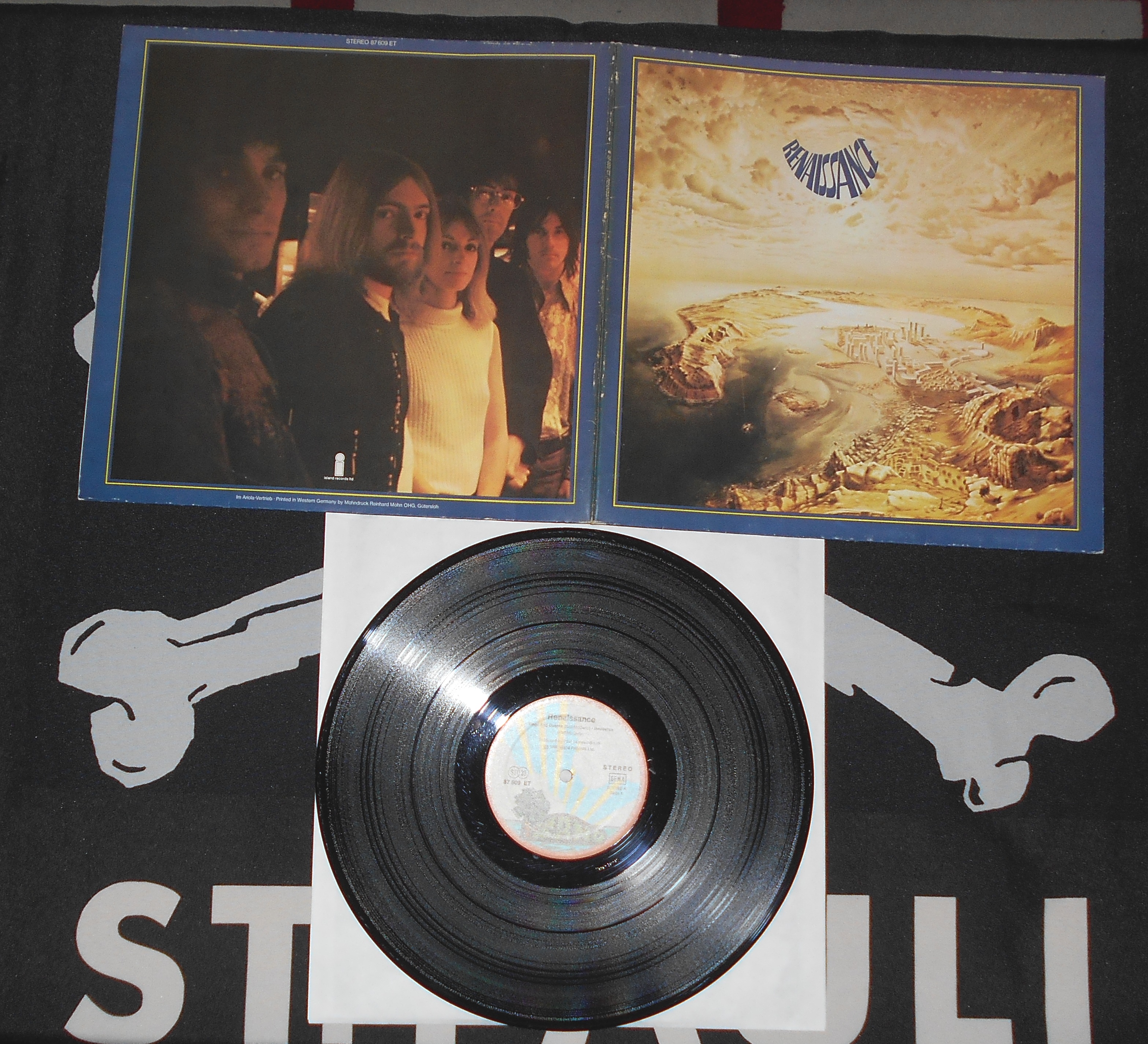 RENAISSANCE - Renaissance (1).JPG