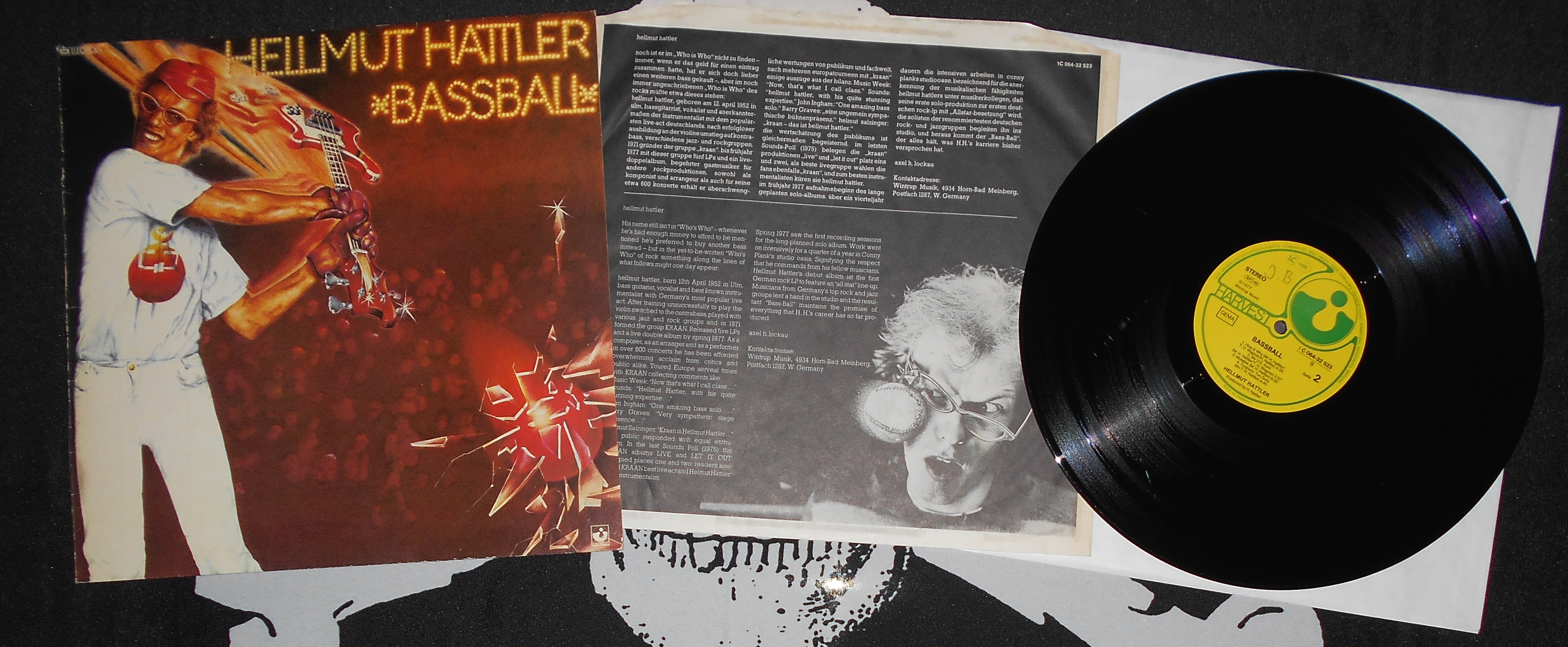 Hellmut Hattler - Bassball (1).JPG