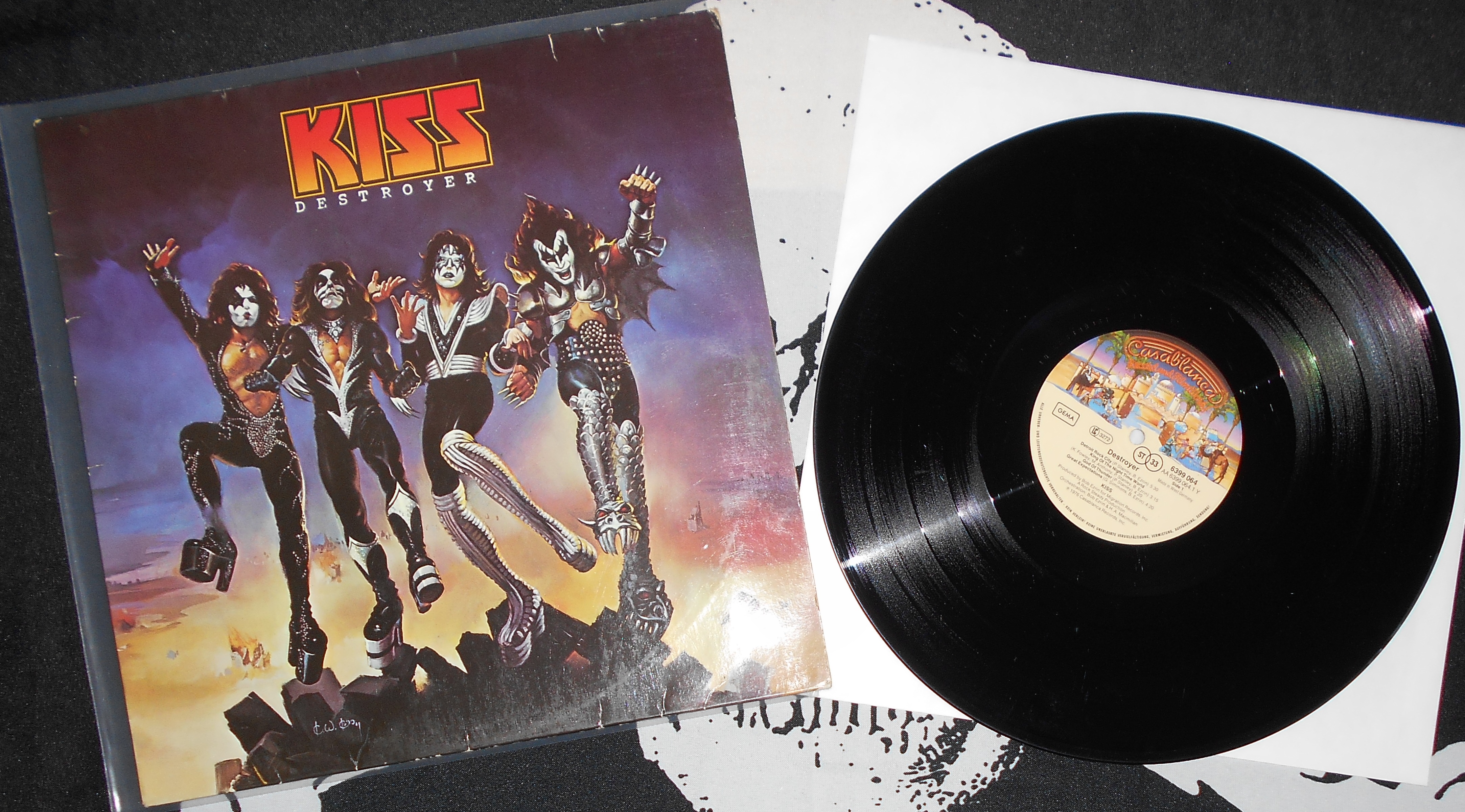 KISS - Destroyer (1).JPG