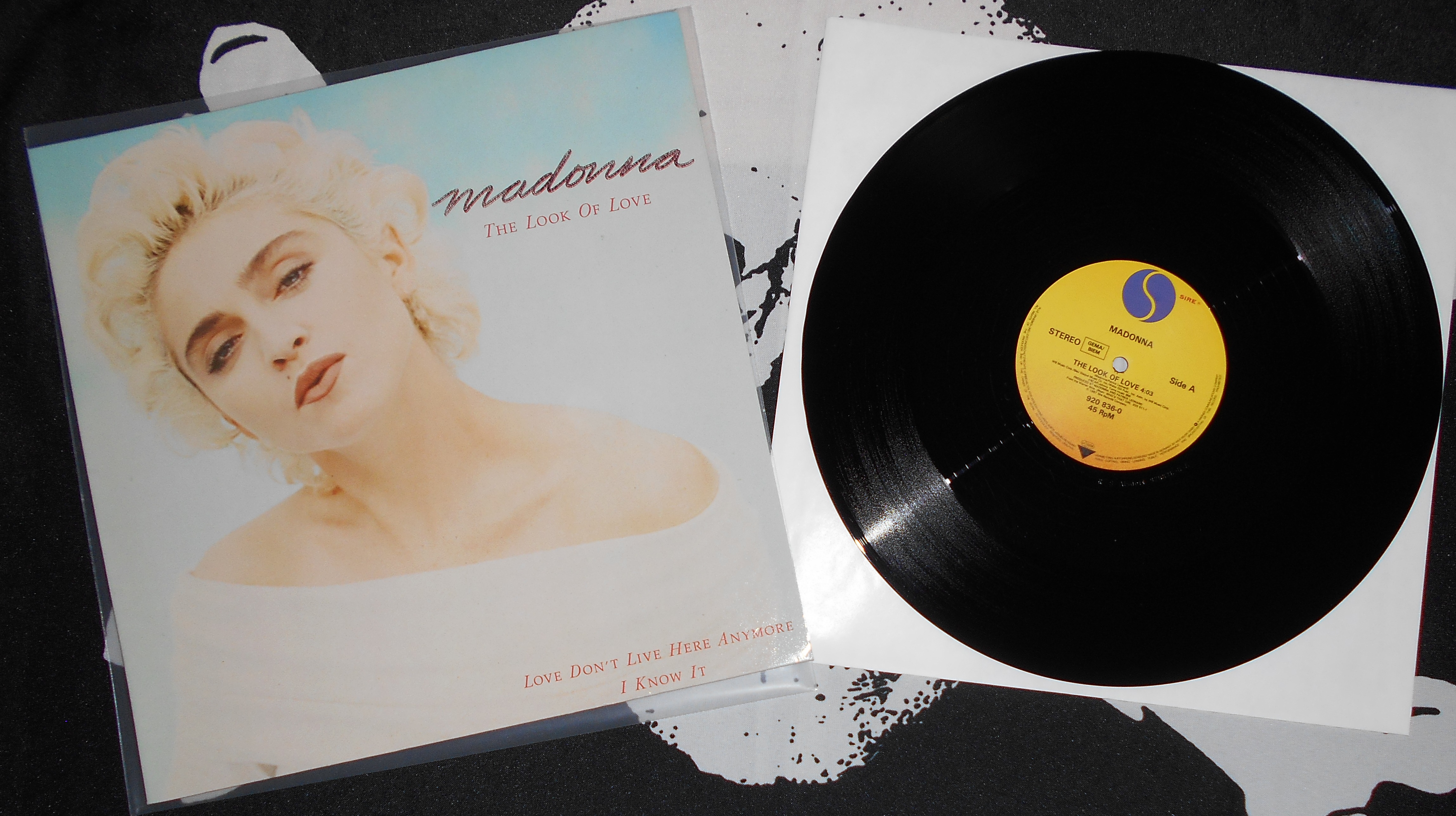MADONNA -The Look of Love (1).JPG