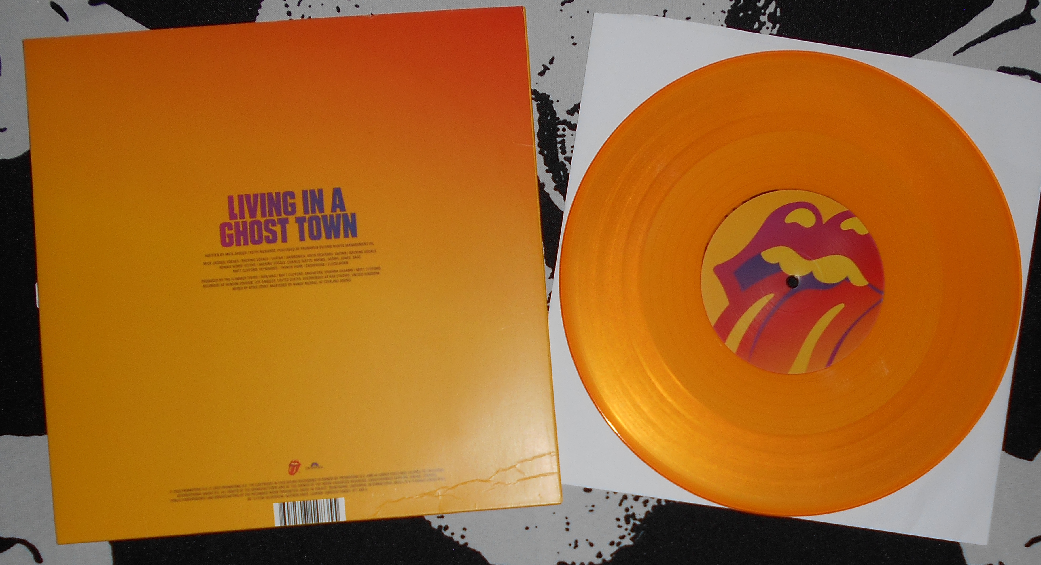 ROLLING STONES - Living in a Ghosttown (1).JPG