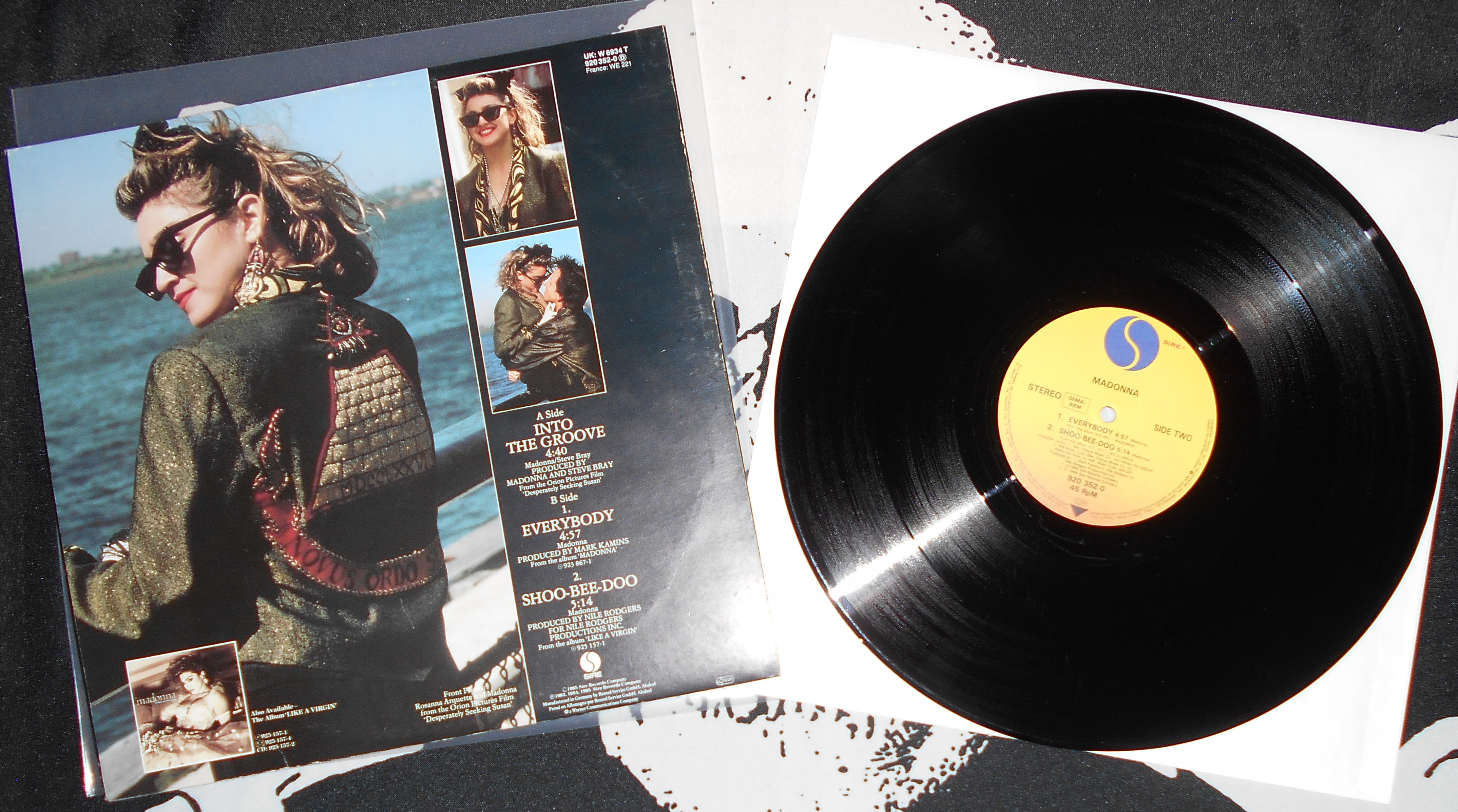 MADONNA -Into the Groove (2).JPG