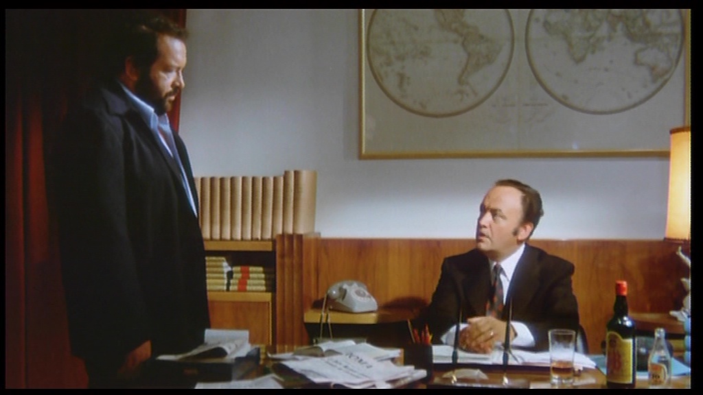 SIE NANNTEN IHN PLATTFUß  (2).jpg