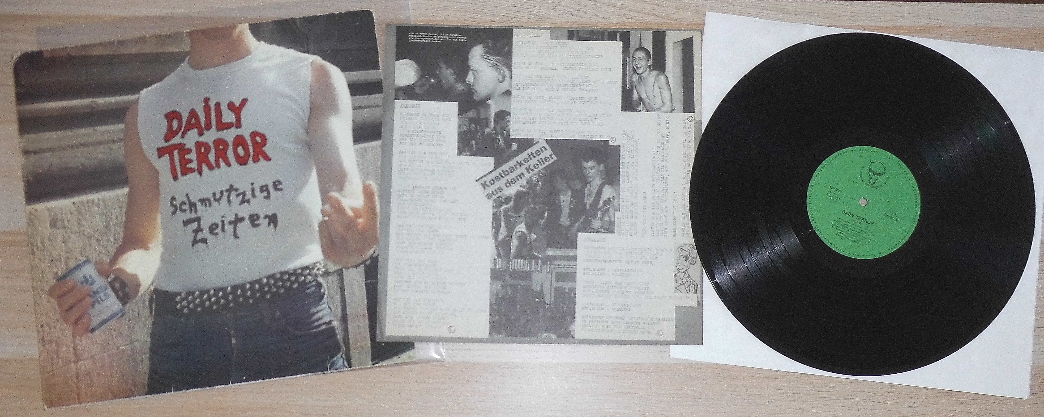 DAILY TERROR - Schmutrzige Zeiten (1).JPG