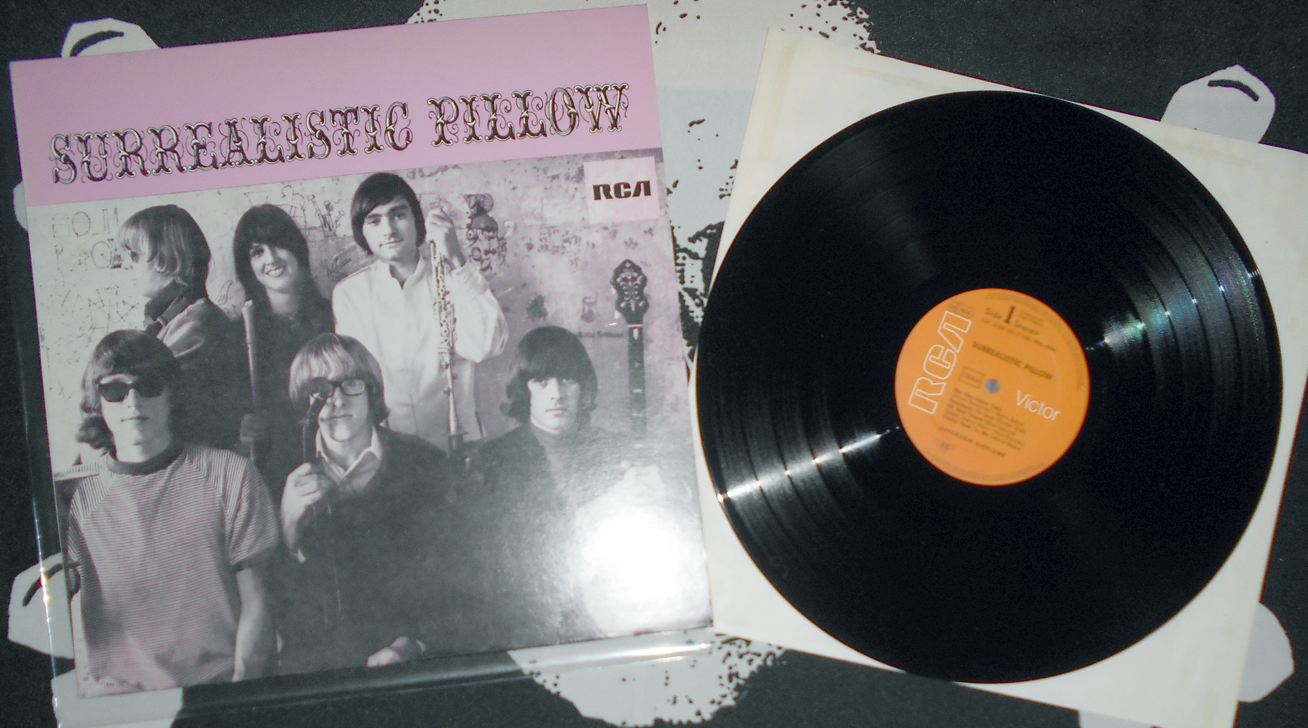 JEFFERSON AIRPLANE - Surrealistic Pillow (1).JPG