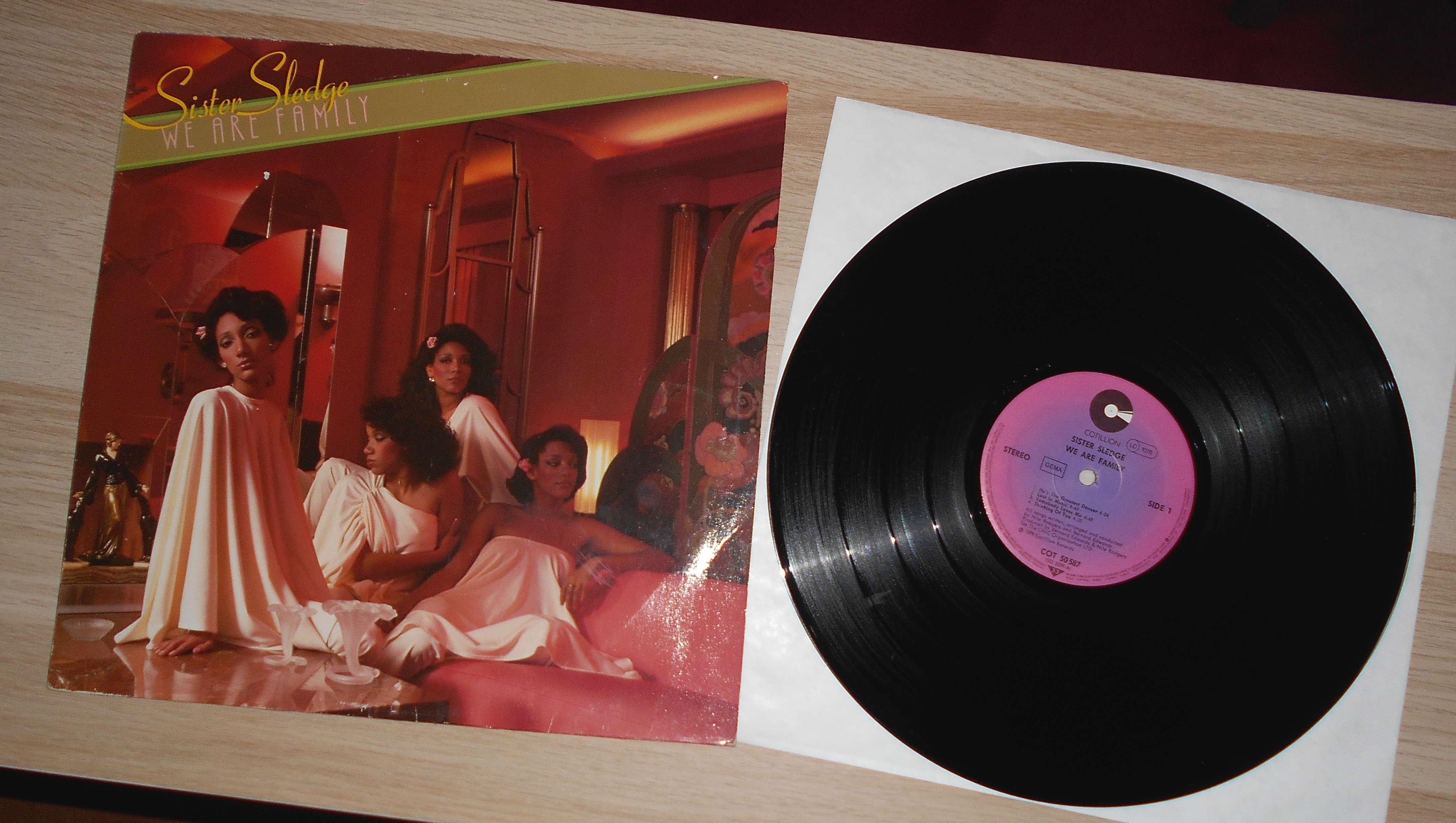 SISTER SLEDGE - We are Family (1).JPG